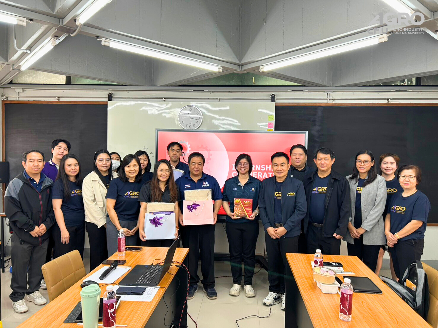 กิจกรรมศึกษาดูงานระบบสารสนเทศสหกิจศึกษาและฝึกงาน คณะวิศวกรรมศาสตร์ มหาวิทยาลัยเชียงใหม่